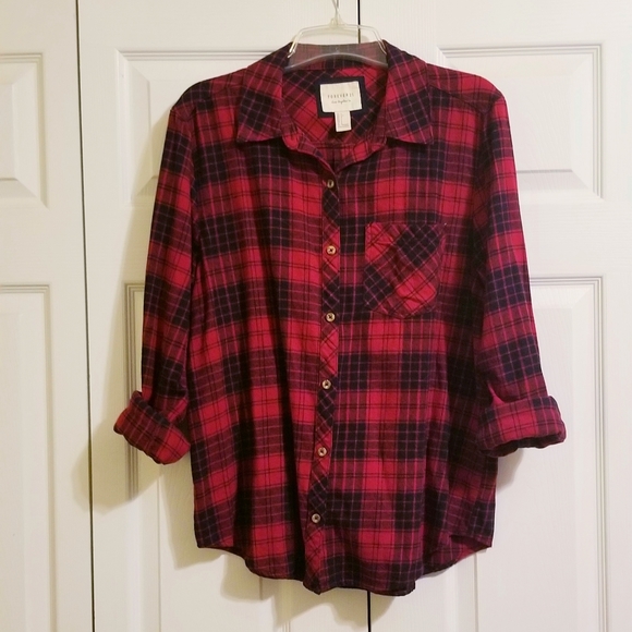 Forever 21 Tops - Forever 21 Flannel Shirt